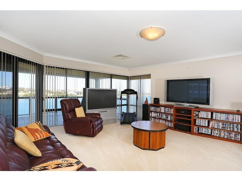 25 Captain Court, Mandurah WA 6210