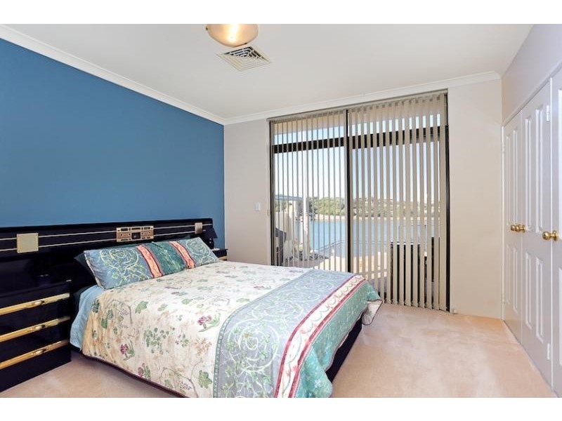 25 Captain Court, Mandurah WA 6210