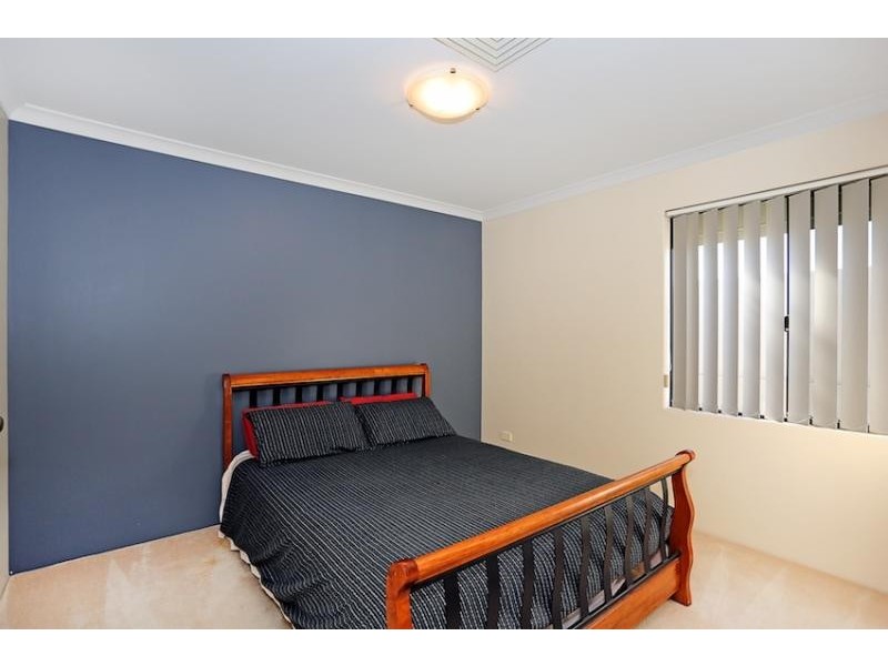 25 Captain Court, Mandurah WA 6210