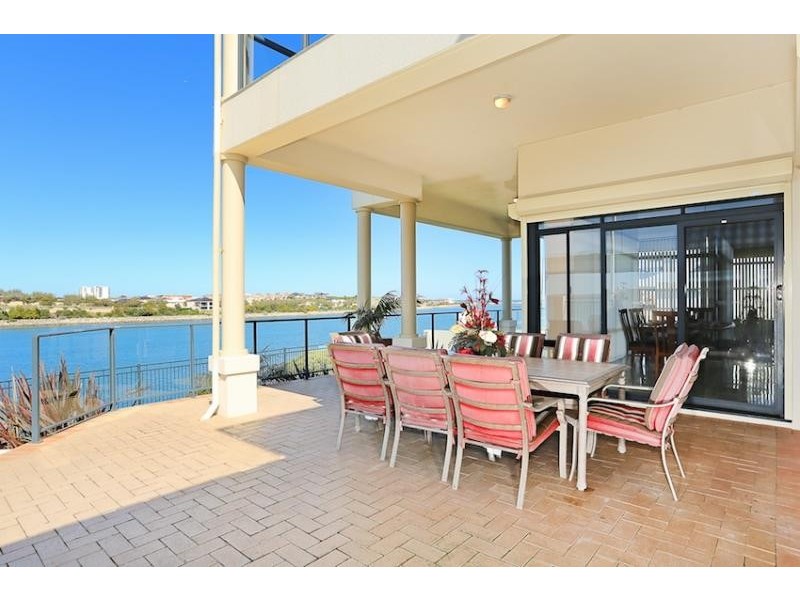 25 Captain Court, Mandurah WA 6210