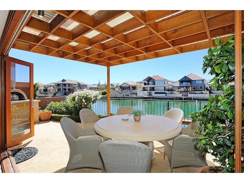 57/18 Port Quays, Wannanup WA 6210