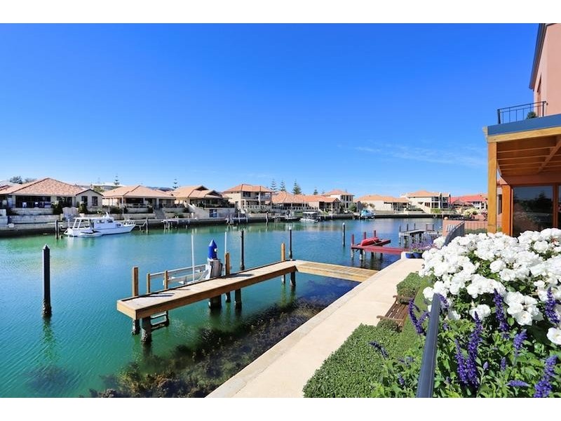 57/18 Port Quays, Wannanup WA 6210