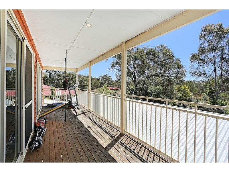 12 Jacaranda Drive, North Yunderup WA 6208