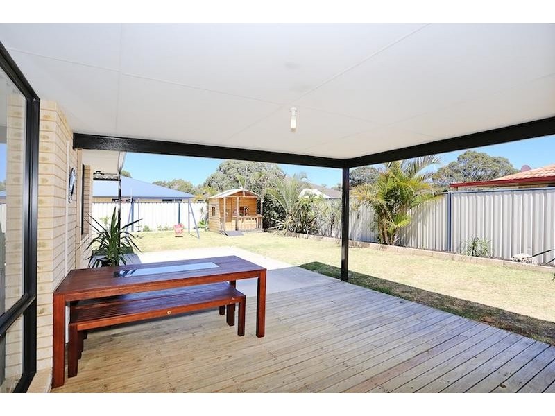 3 Sugar Bush Way, Meadow Springs WA 6210