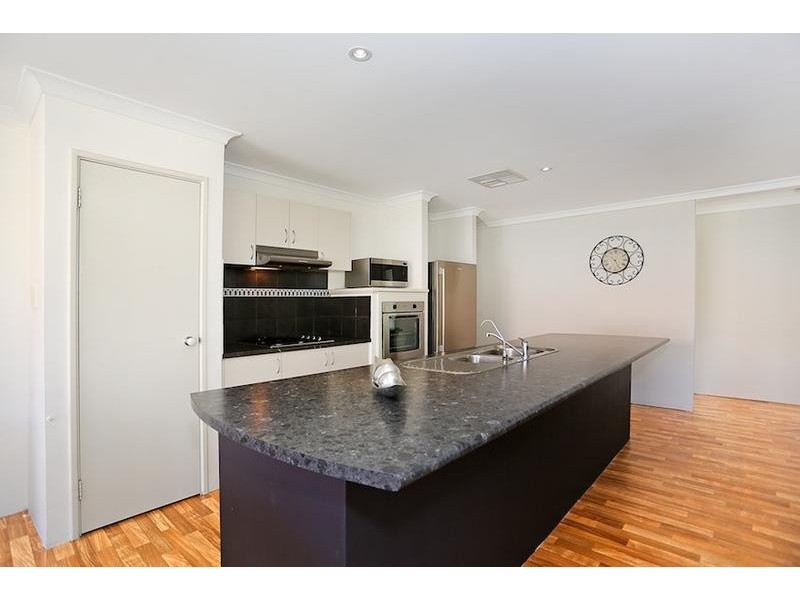 3 Sugar Bush Way, Meadow Springs WA 6210