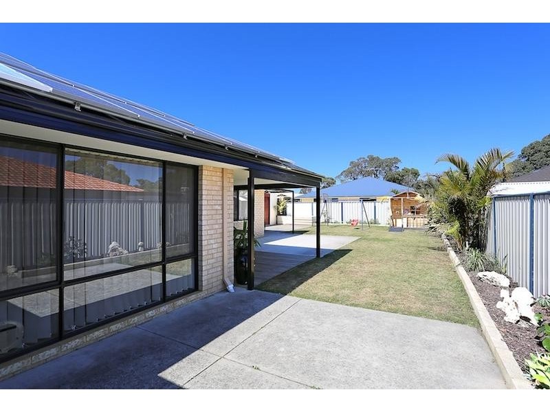 3 Sugar Bush Way, Meadow Springs WA 6210