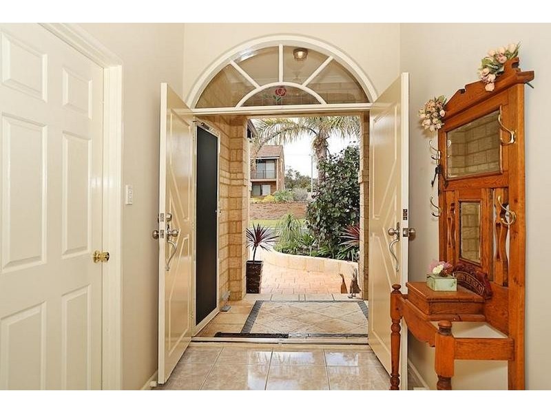 34 Tallas Road, Silver Sands WA 6210