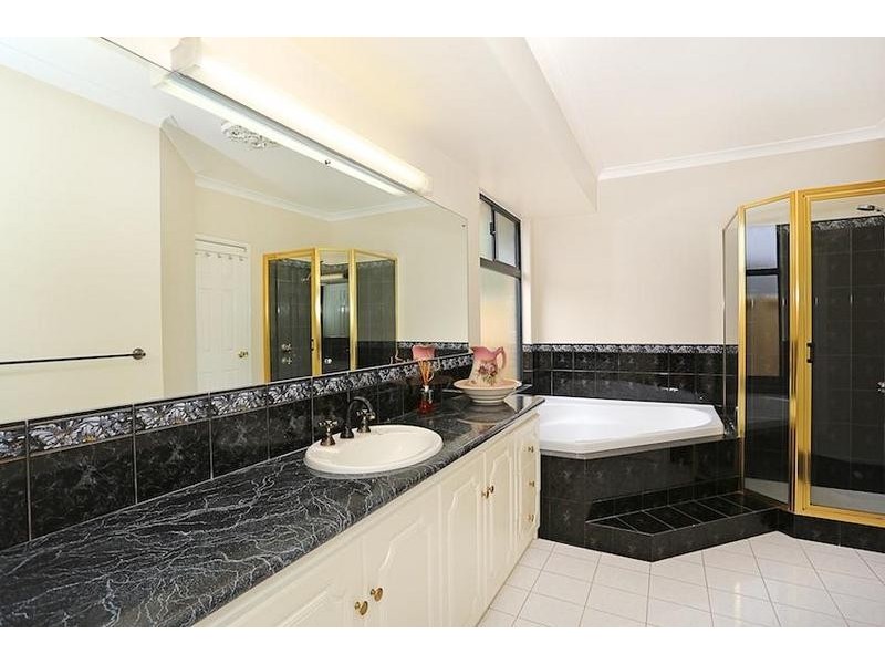 34 Tallas Road, Silver Sands WA 6210
