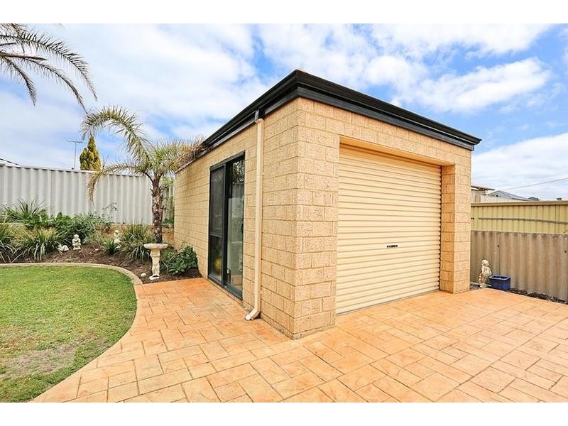 34 Tallas Road, Silver Sands WA 6210