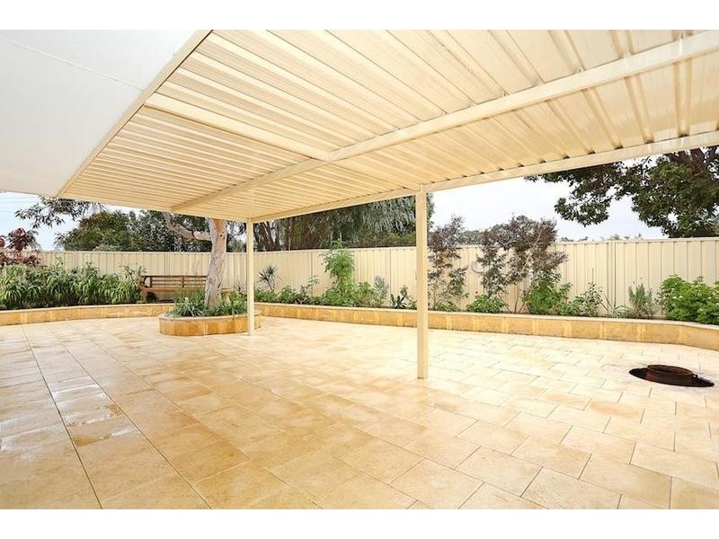 3 Sandalwood Parade, Halls Head WA 6210