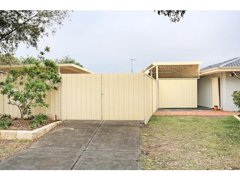 3 Sandalwood Parade, Halls Head WA 6210