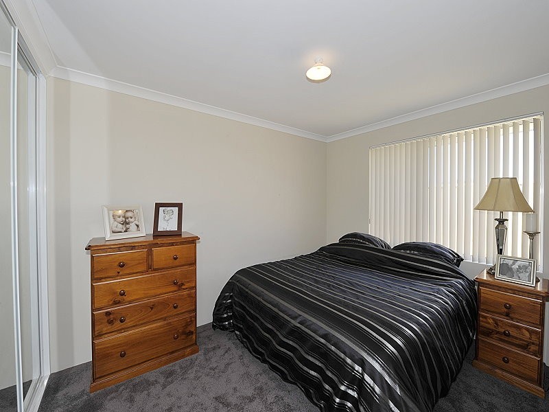 3 Sugarwood Terrace, Halls Head WA 6210