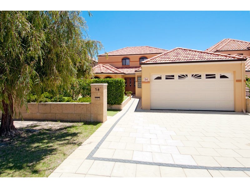 54 Batavia Avenue, Wannanup WA 6210