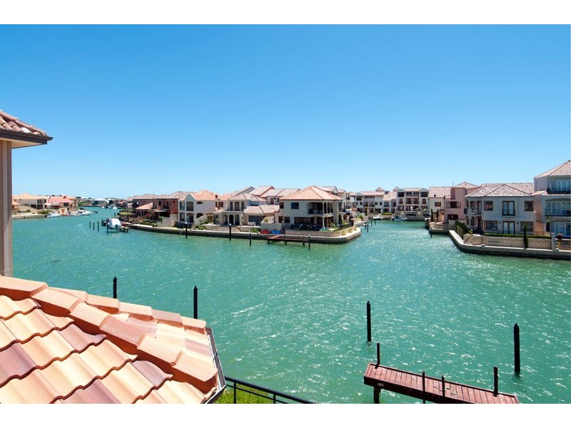 54 Batavia Avenue, Wannanup WA 6210