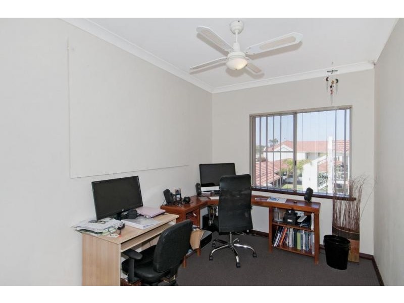 10/1 Hackett Street, Mandurah WA 6210
