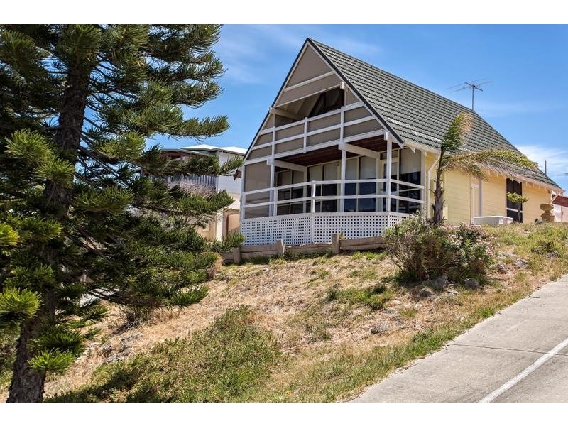 20 Valley Road, Halls Head WA 6210