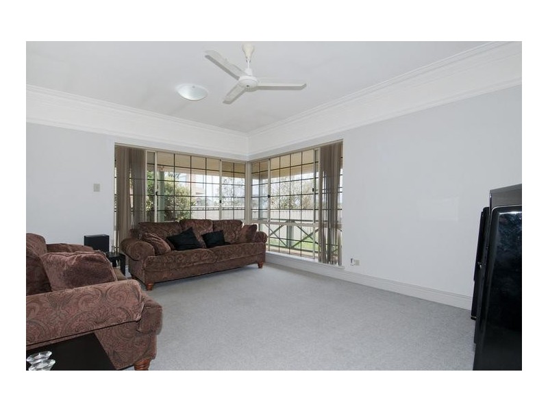 35 Orestes Street, San Remo WA 6210