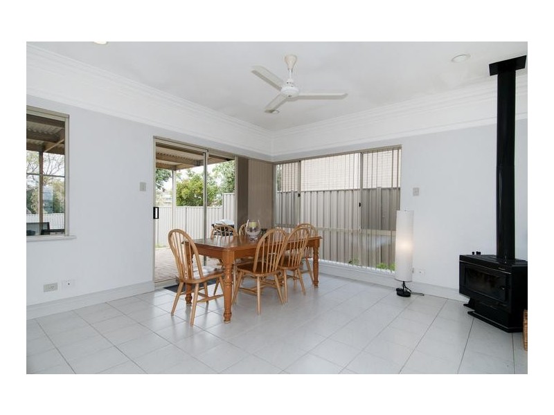 35 Orestes Street, San Remo WA 6210