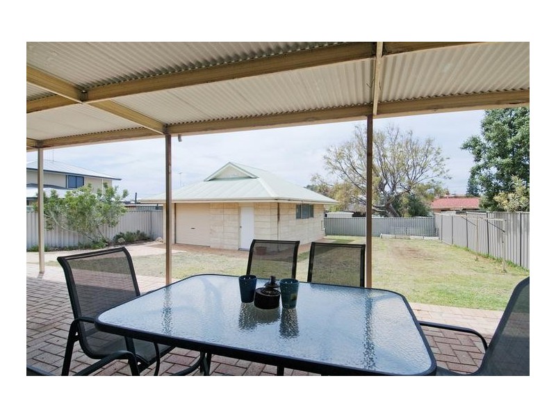 35 Orestes Street, San Remo WA 6210