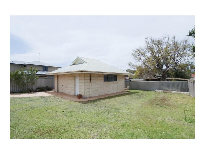 35 Orestes Street, San Remo WA 6210