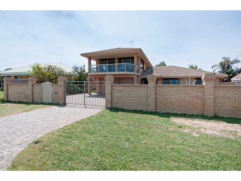 33 Orestes Street, San Remo WA 6210