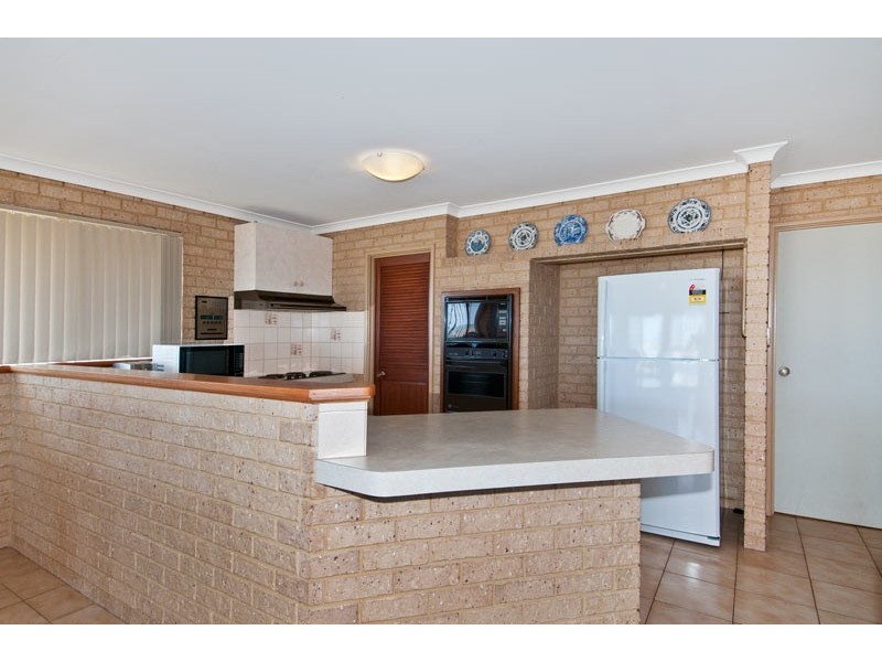 33 Orestes Street, San Remo WA 6210