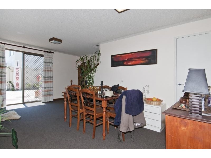 10/35A Halls Head Parade, Halls Head WA 6210