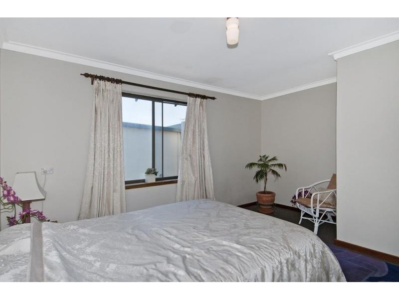 10/35A Halls Head Parade, Halls Head WA 6210