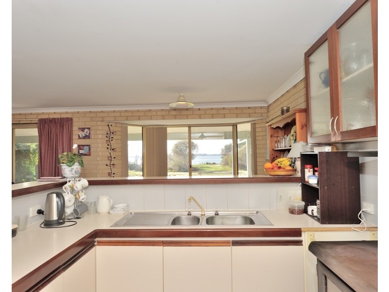 2077 Old Coast Road, Bouvard WA 6211