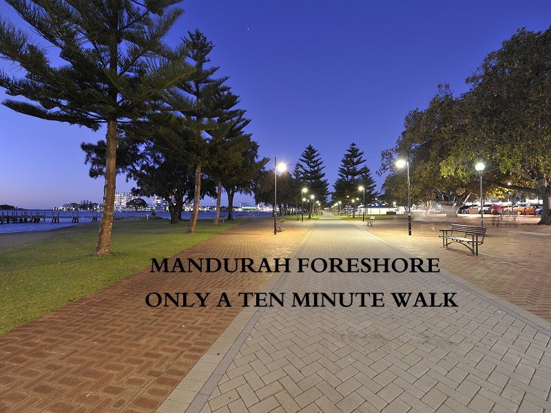 12 Bermuda Pl, Halls Head WA 6210