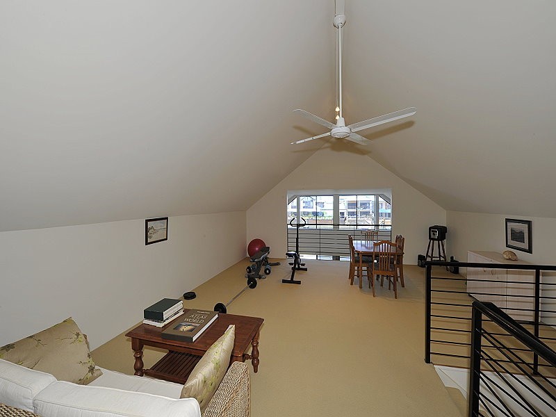 12 Bermuda Pl, Halls Head WA 6210