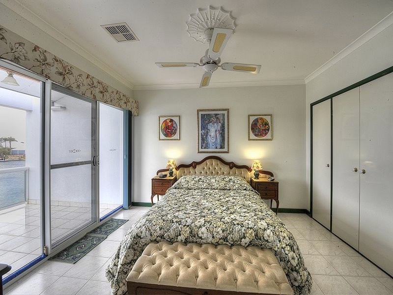 10/20 Baruna Court, Halls Head WA 6210