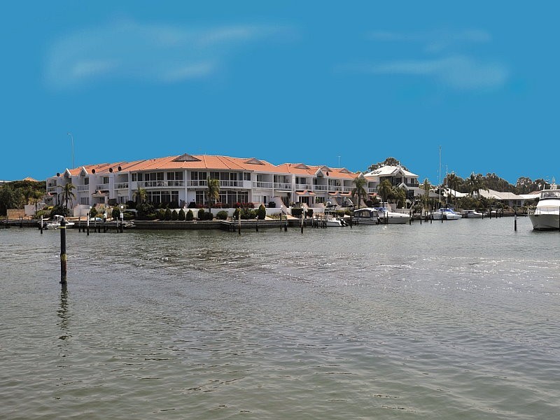 10/20 Baruna Court, Halls Head WA 6210