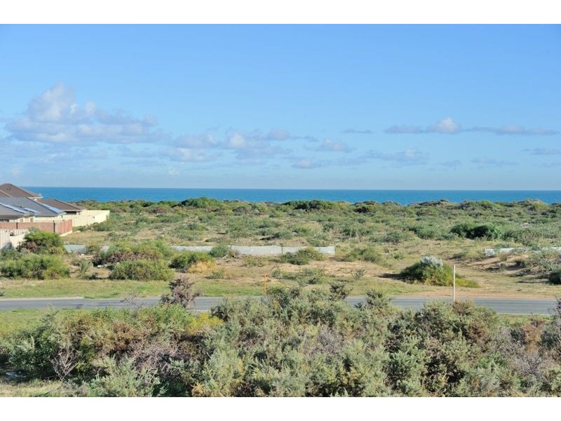 5 Lady Stirling Parade, Madora Bay WA 6210