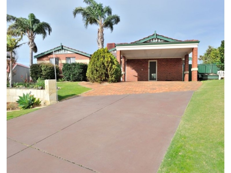 7 Hibiscus Rise, Halls Head WA 6210