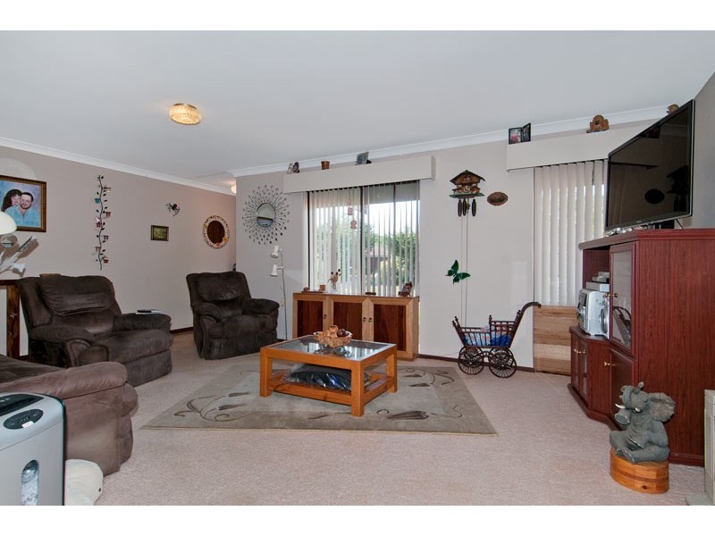 23 Elmore Way, Dudley Park WA 6210