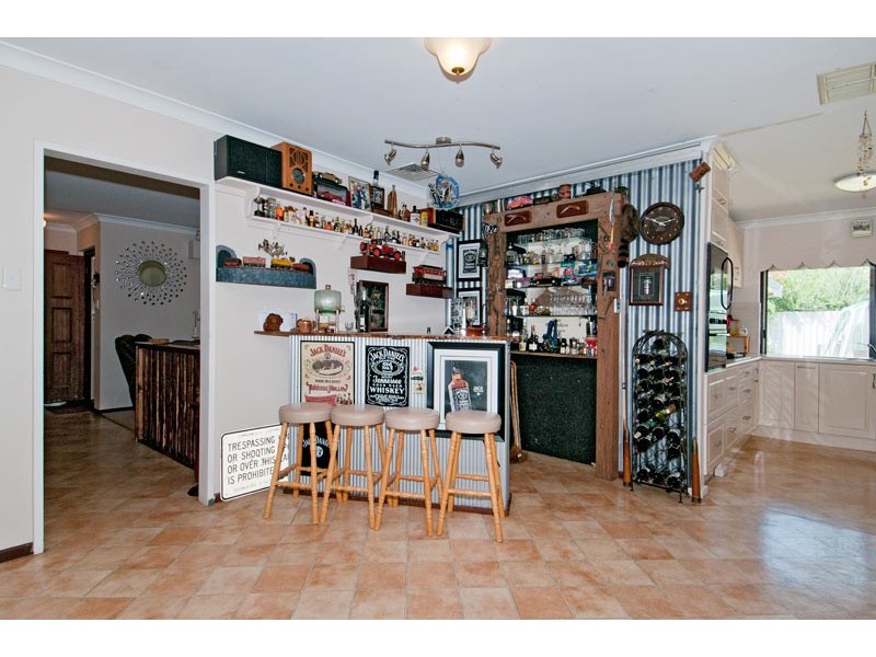23 Elmore Way, Dudley Park WA 6210
