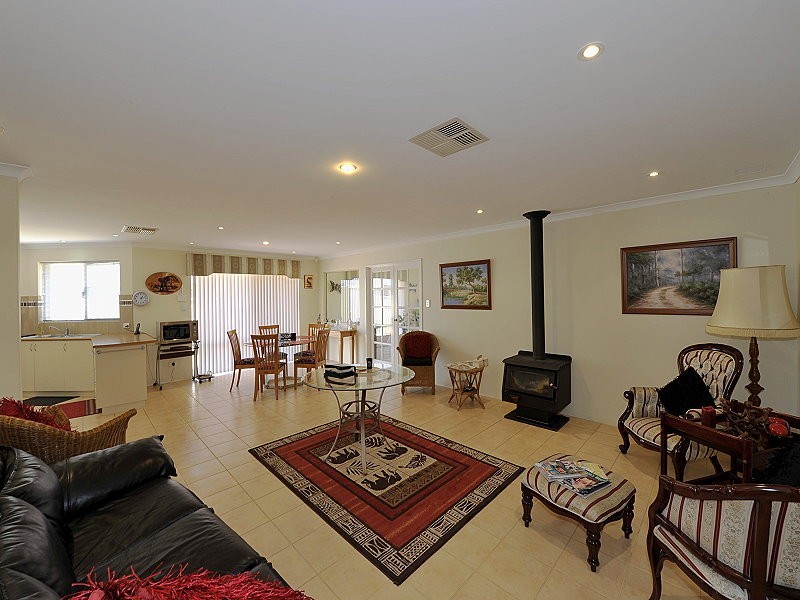 26 Iluka Road, Dawesville WA 6211