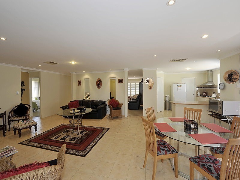 26 Iluka Road, Dawesville WA 6211