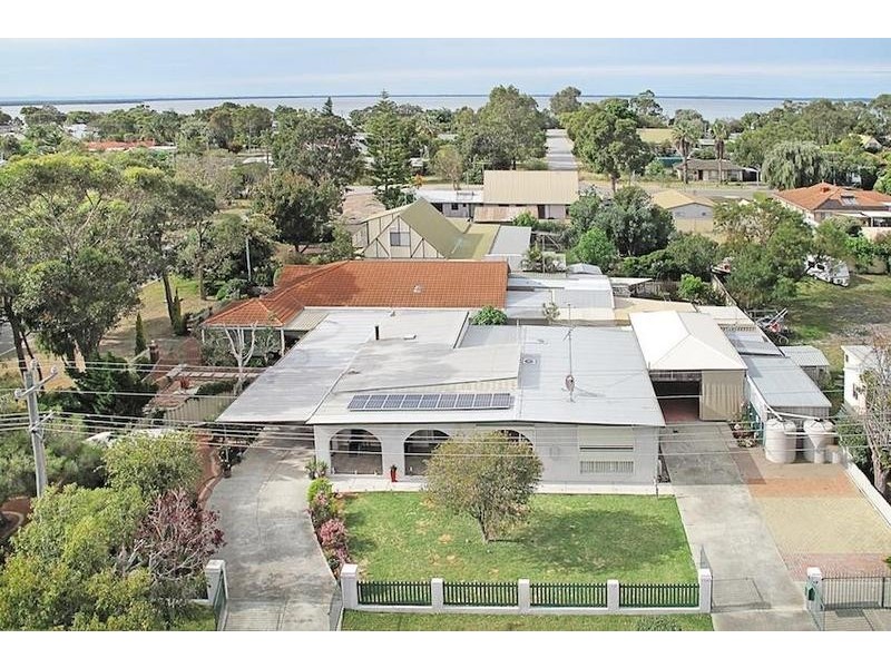 19 Derek Road, Coodanup WA 6210