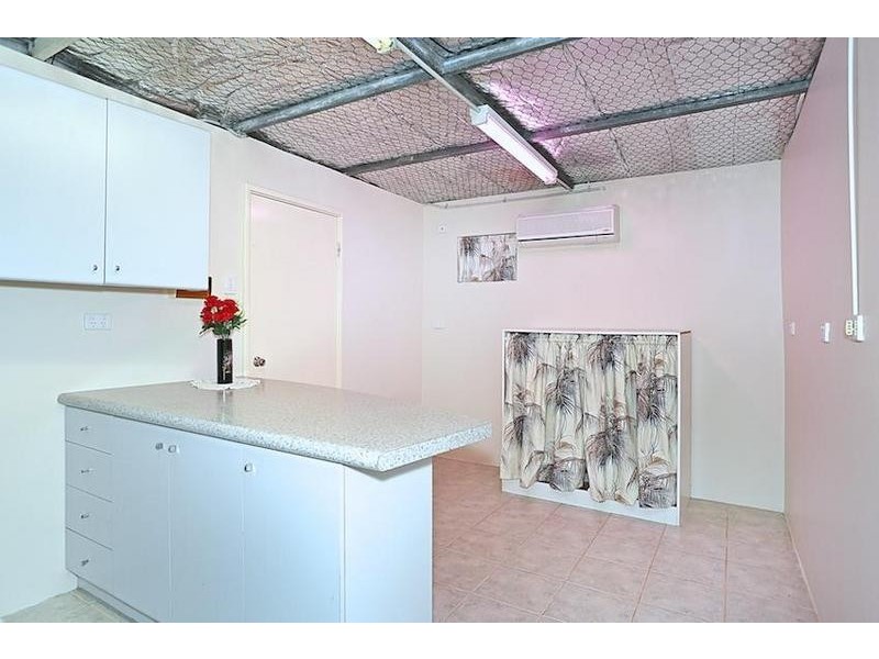 19 Derek Road, Coodanup WA 6210