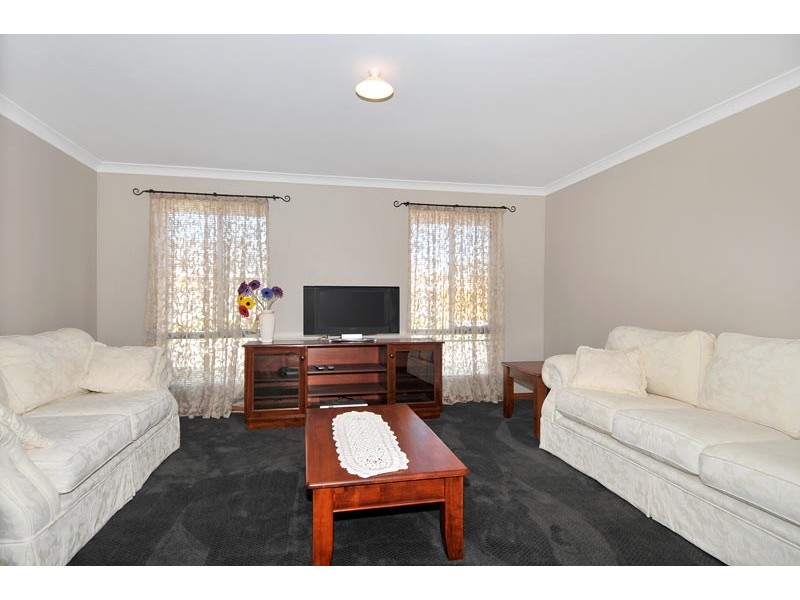 34 Drosera Turn, Halls Head WA 6210