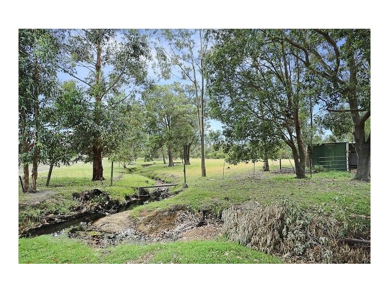 74 Railway Avenue, North Dandalup WA 6207