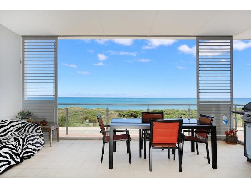 116 Boardwalk Boulevard, Halls Head WA 6210