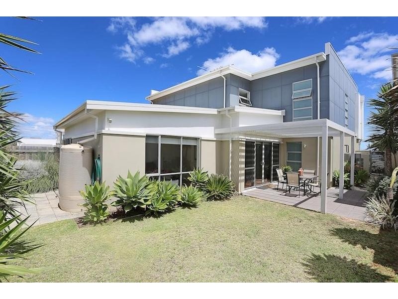 116 Boardwalk Boulevard, Halls Head WA 6210