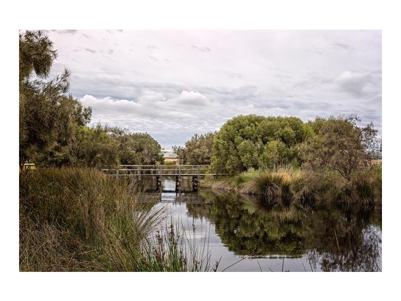 43 Governor Drive, Falcon WA 6210