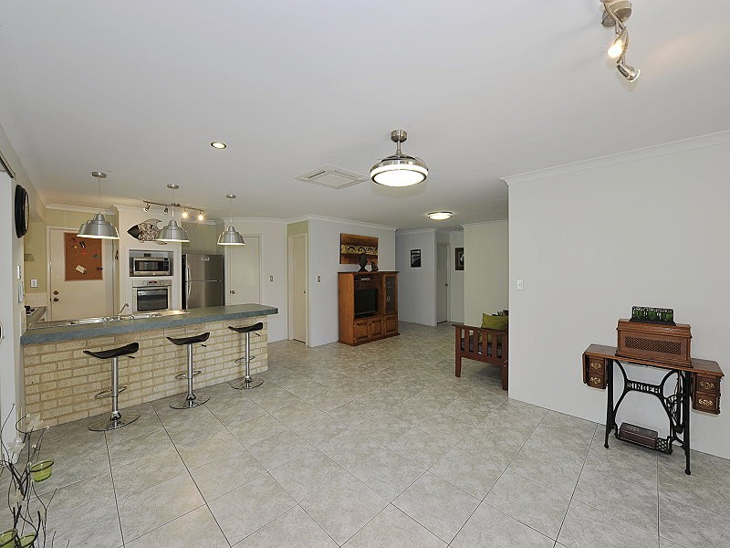 7 Coastal Rtt, Wannanup WA 6210