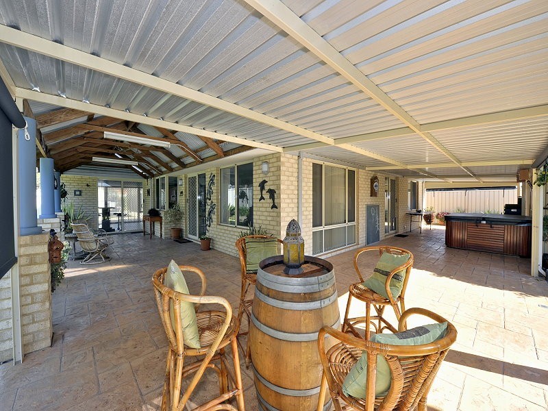 7 Coastal Rtt, Wannanup WA 6210