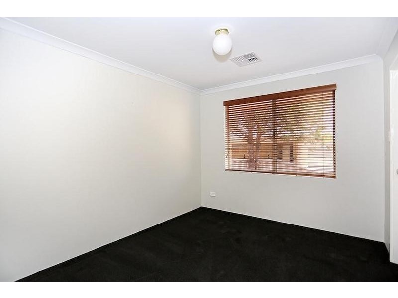 29 Carina Circle, Halls Head WA 6210