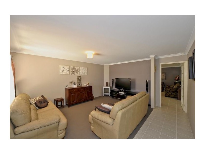 3 Duyfken Way, Dudley Park WA 6210